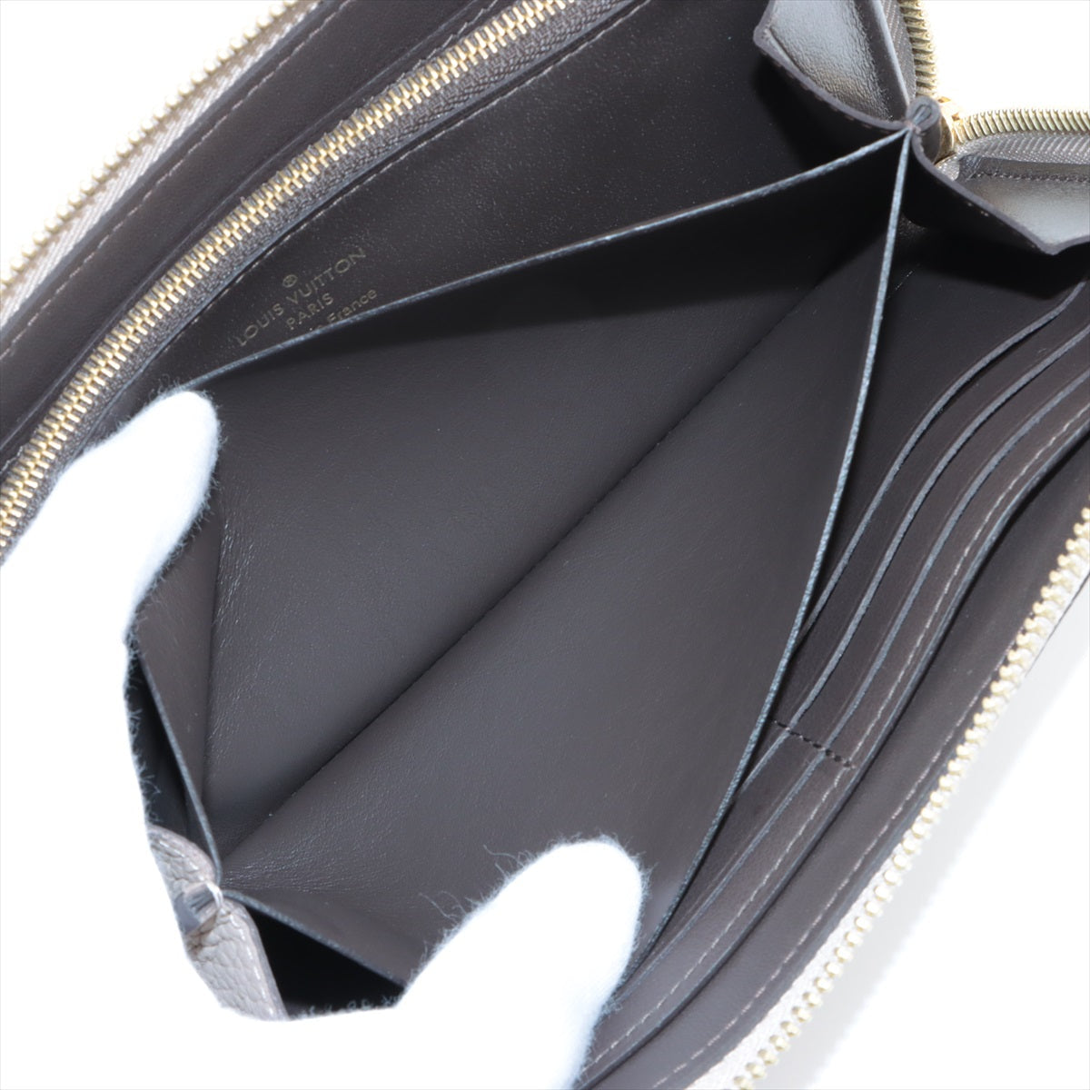 Louis Vuitton  Portfolio Comet M63104 Garage Round  Wallet  Reaction