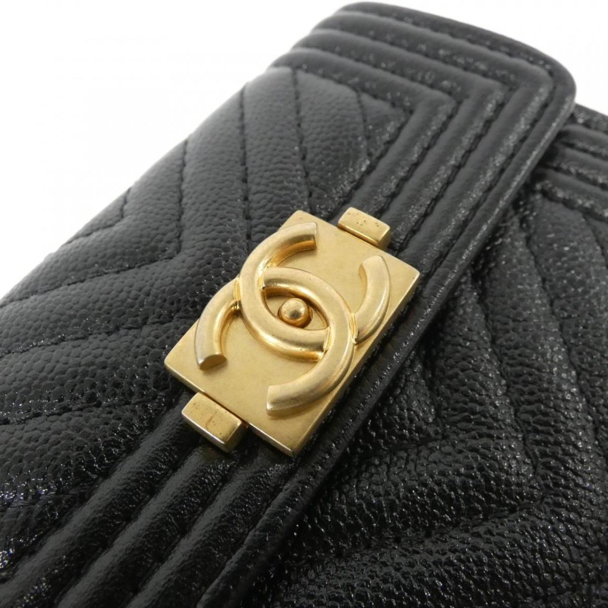 CHANEL BOY CHANEL LINE 84432
