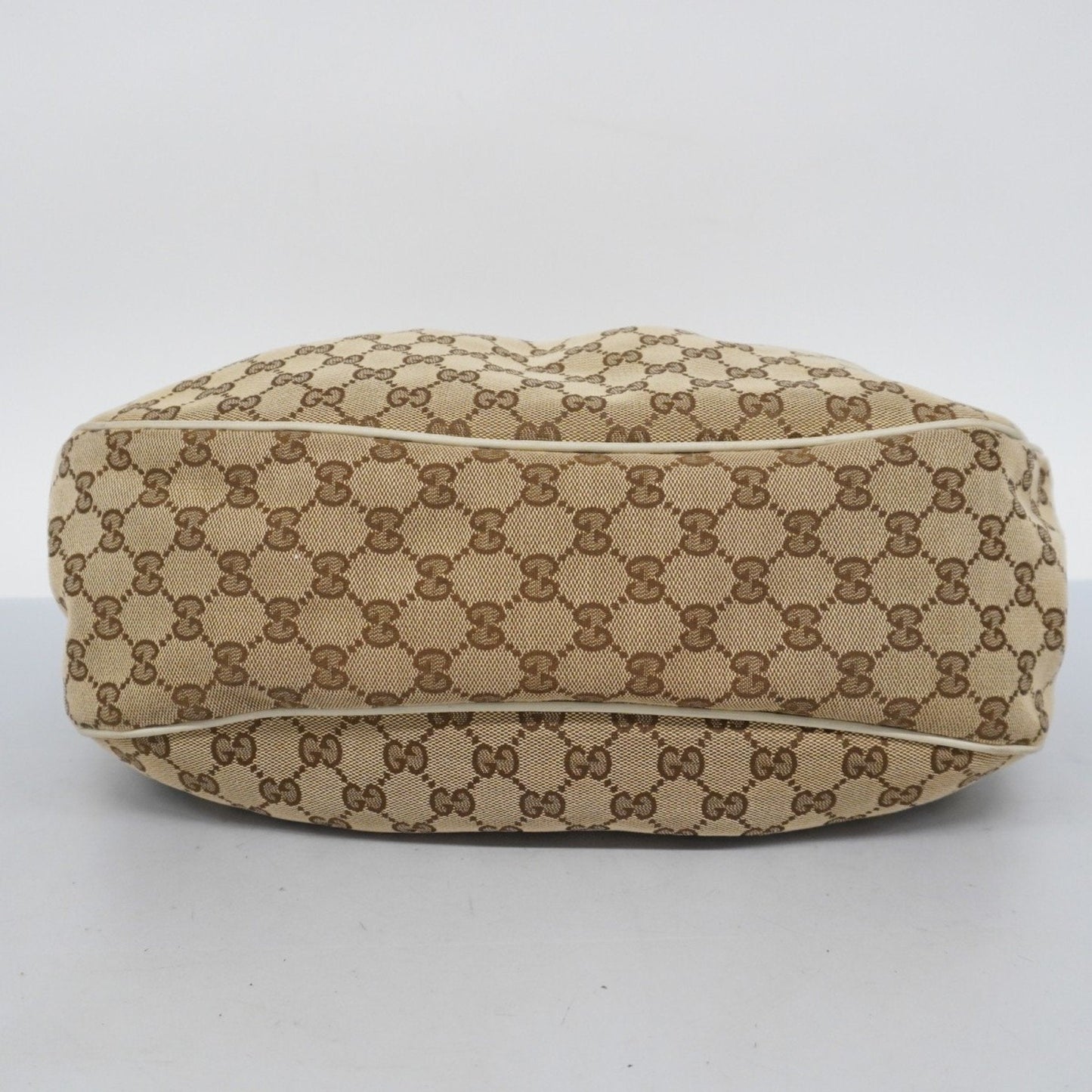 Gucci Sukey  Canvas Shoulder Bag ()