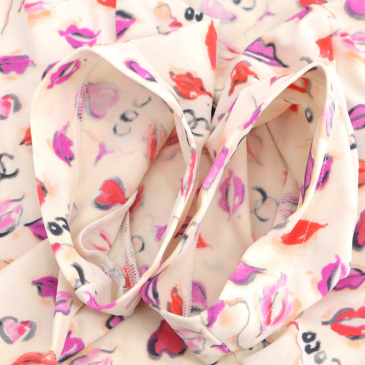 Luxury Chanel lipstick-print cropped T-shirt #42