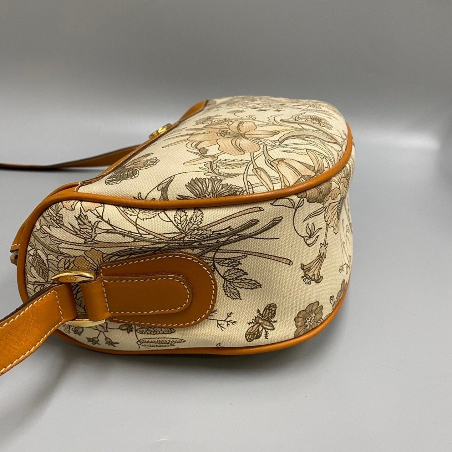 Luxury Gucci Trending 2025  Canvas Shoulder Bag ()