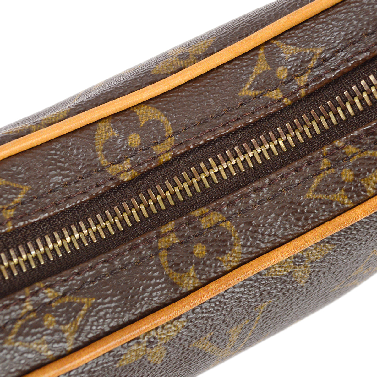 Louis Vuitton 2004 Monogram Pochette Croissant Handbag M51510