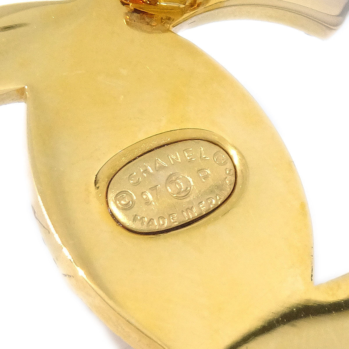 Luxury Chanel 1997 Brooch Pin Gold