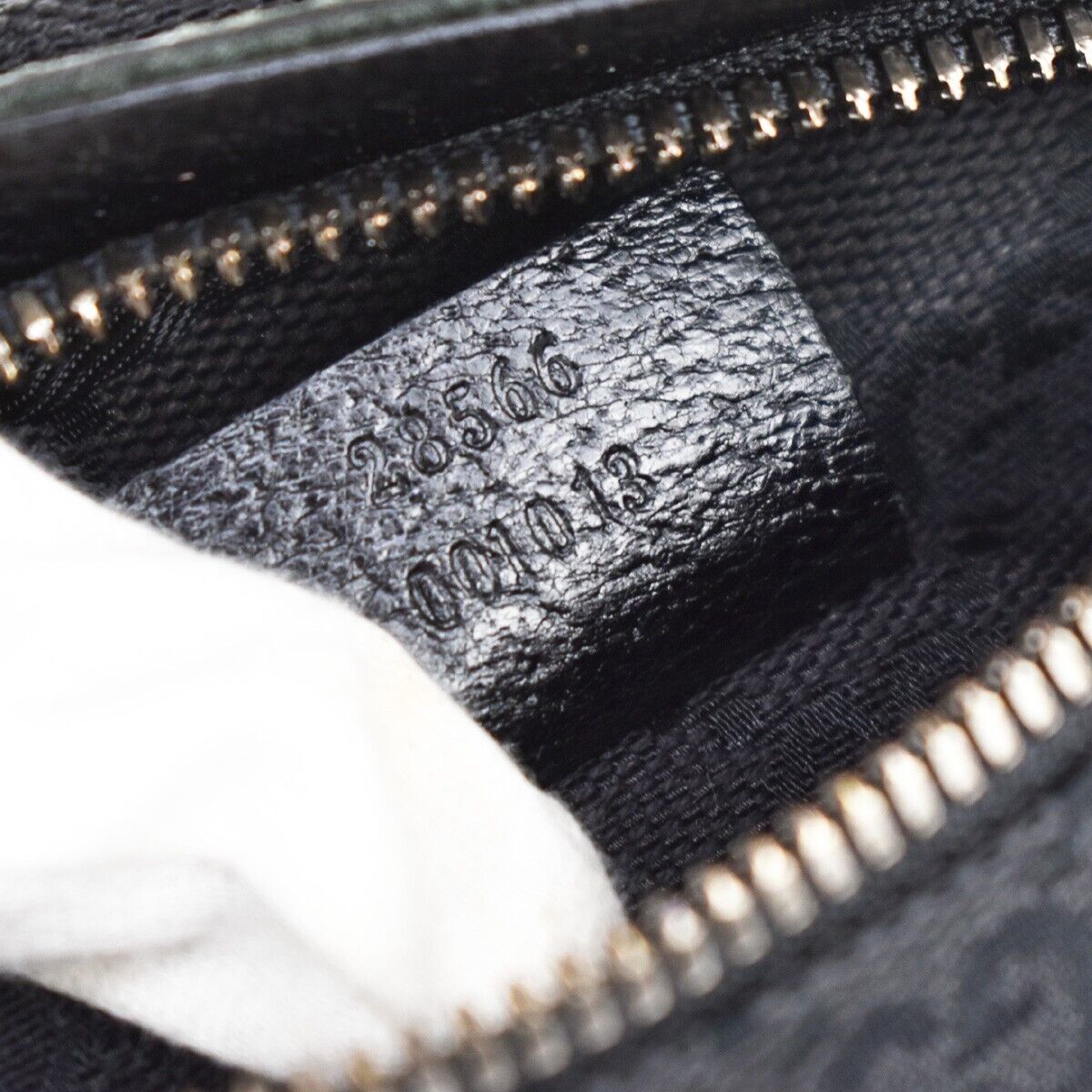 Gucci Gg Canvas  Canvas Shoulder Bag