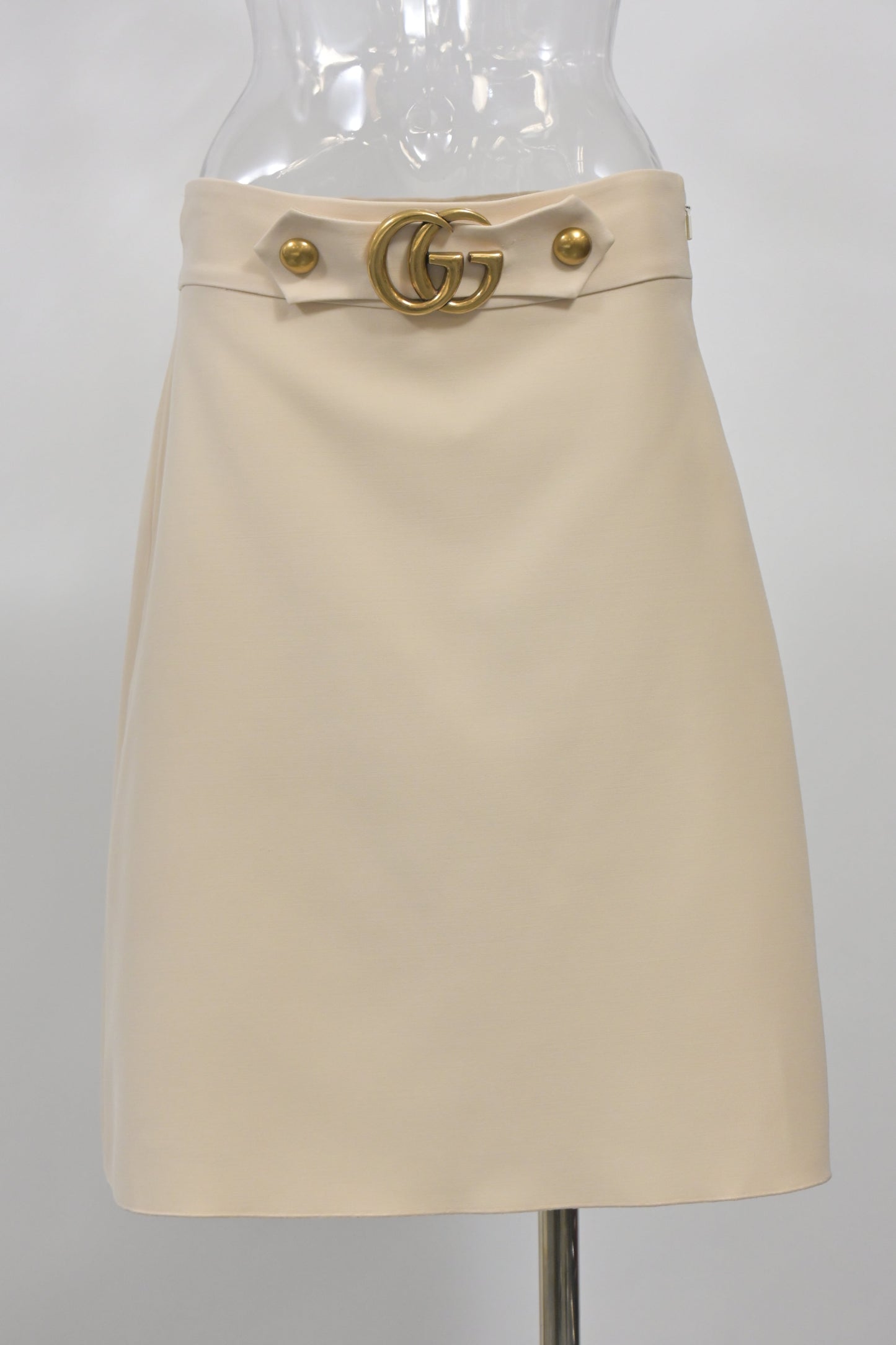 Gucci GG Buckle Knee-Length Skirt in White Wool