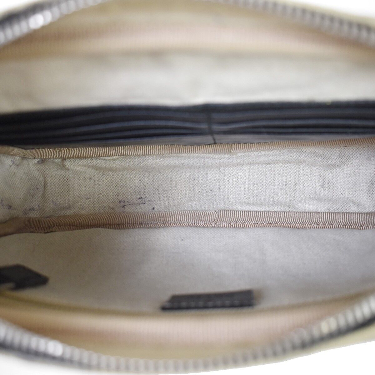 Gucci Diamante  Canvas Clutch Bag ()