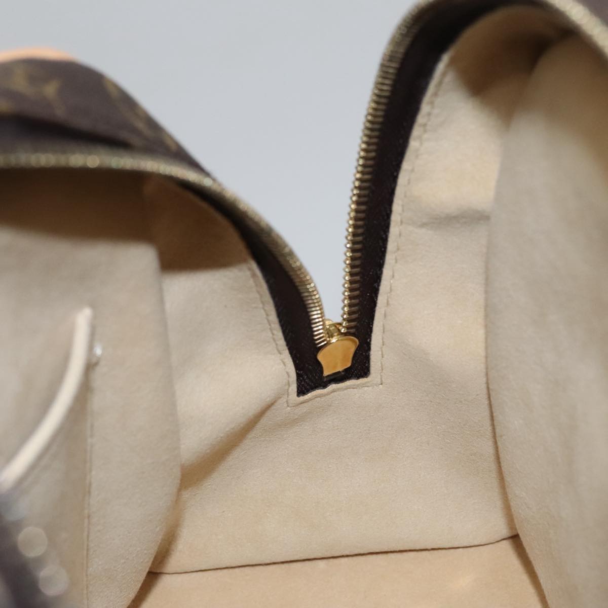 LOUIS VUITTON Monogram Manhattan PM Hand Bag M40026 LV FF5979SA