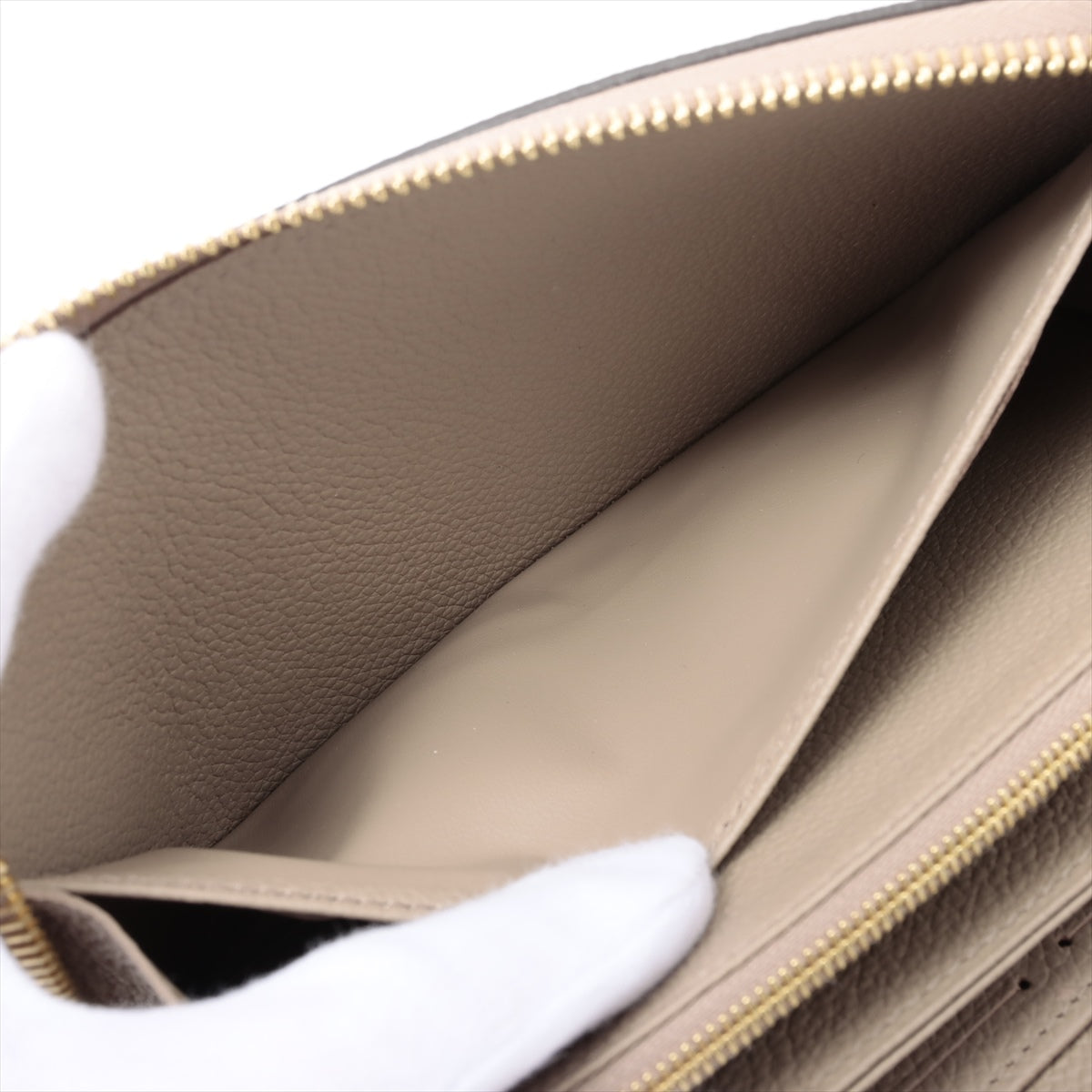 Louis Vuitton Vial Monogram Implant Zippyr Wallet M69794 Turtle Cream Round Zipper Wallet