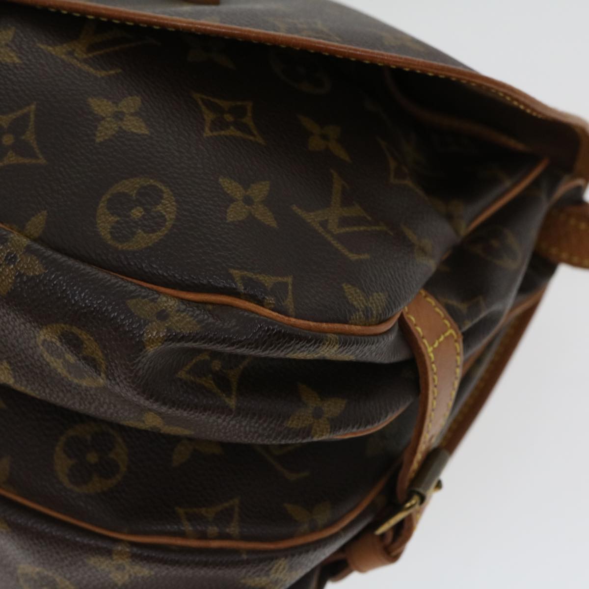 LOUIS VUITTON Monogram Saumur 30 Shoulder Bag M42256 LV fm1589