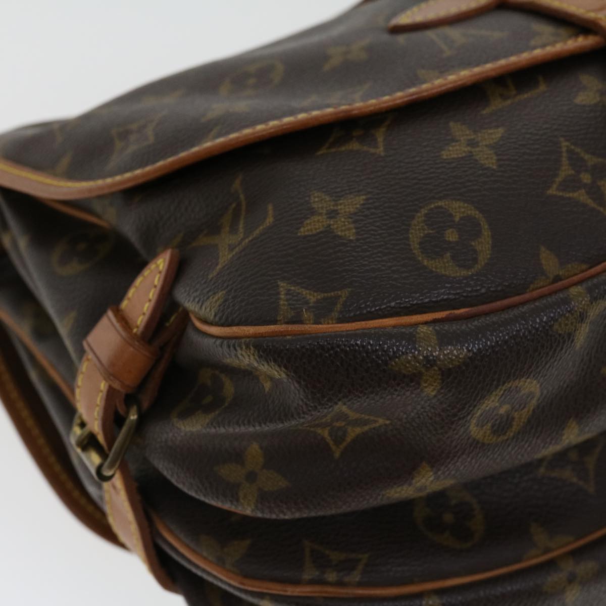 LOUIS VUITTON Monogram Saumur 30 Shoulder Bag M42256 LV fm1589