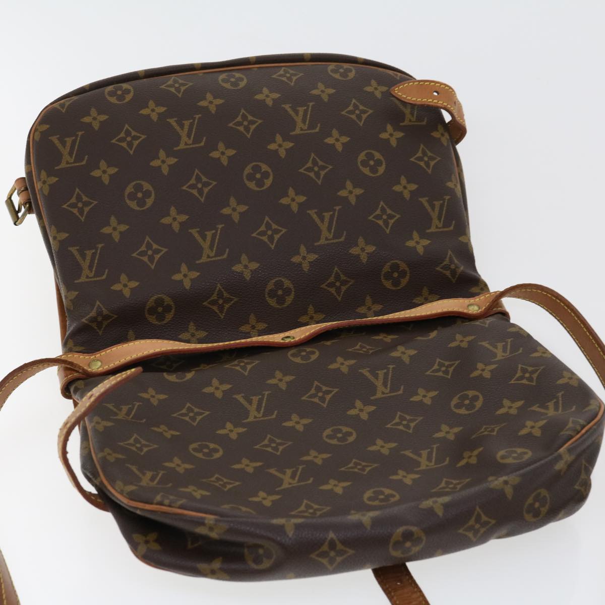 LOUIS VUITTON Monogram Saumur 30 Shoulder Bag M42256 LV fm1589