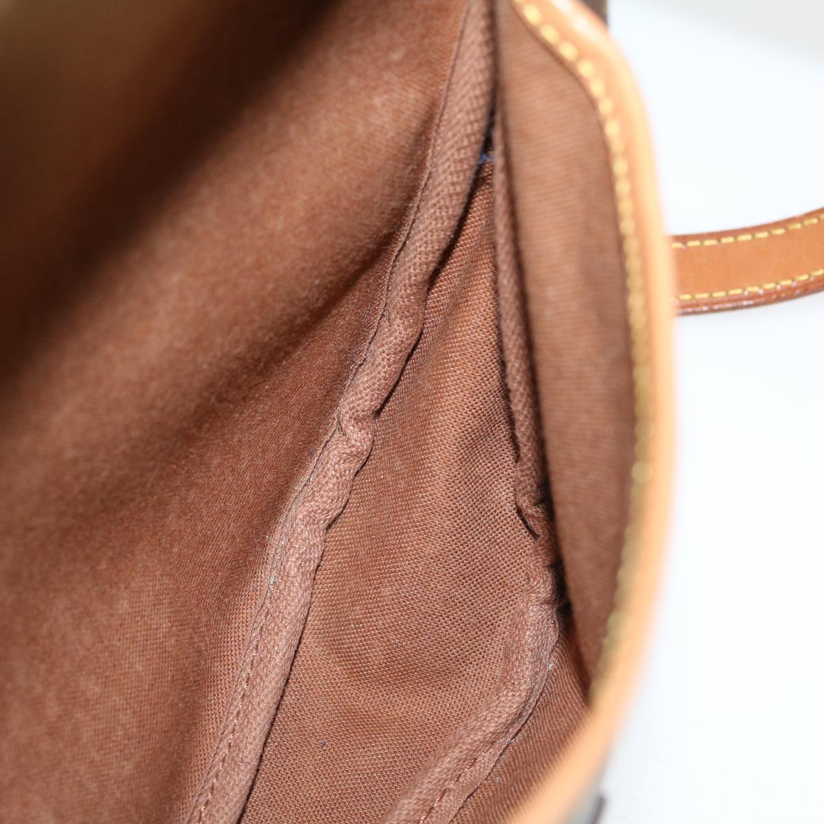 LOUIS VUITTON Monogram Saumur 30 Shoulder Bag M42256 LV fm1589