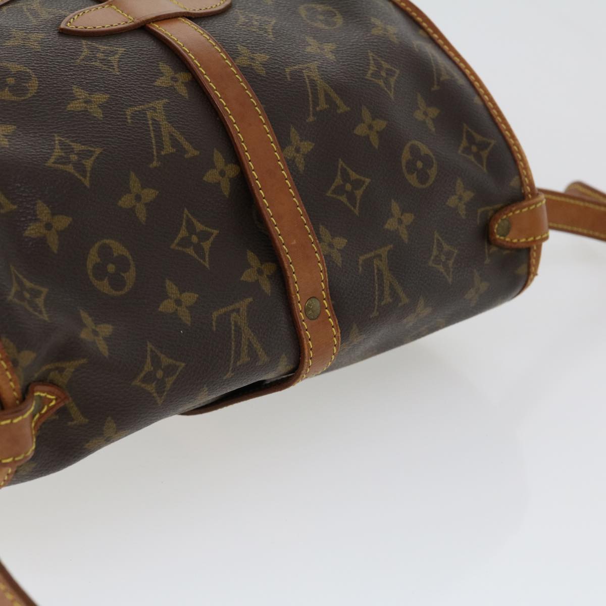 LOUIS VUITTON Monogram Saumur 30 Shoulder Bag M42256 LV fm1589