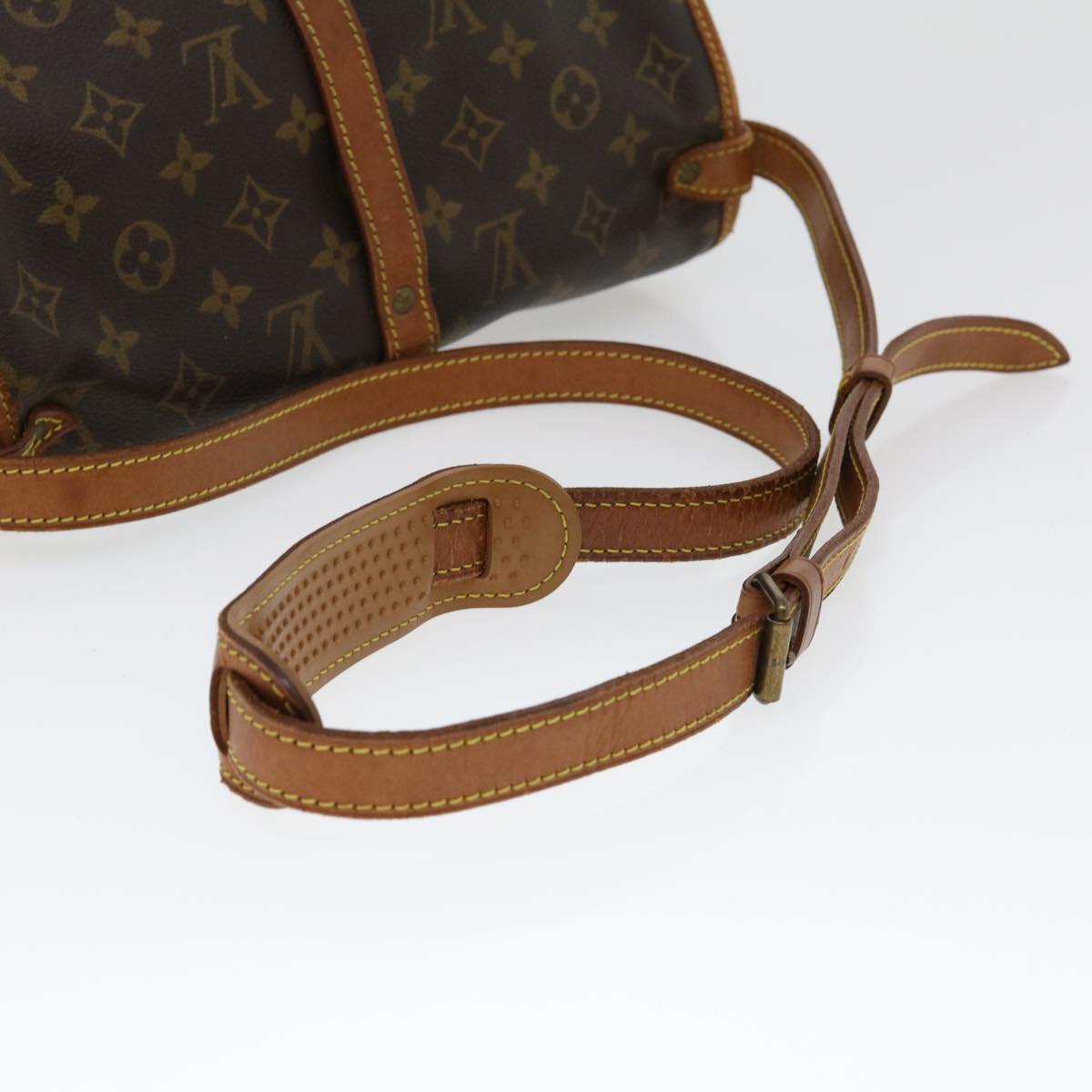 LOUIS VUITTON Monogram Saumur 30 Shoulder Bag M42256 LV fm1589