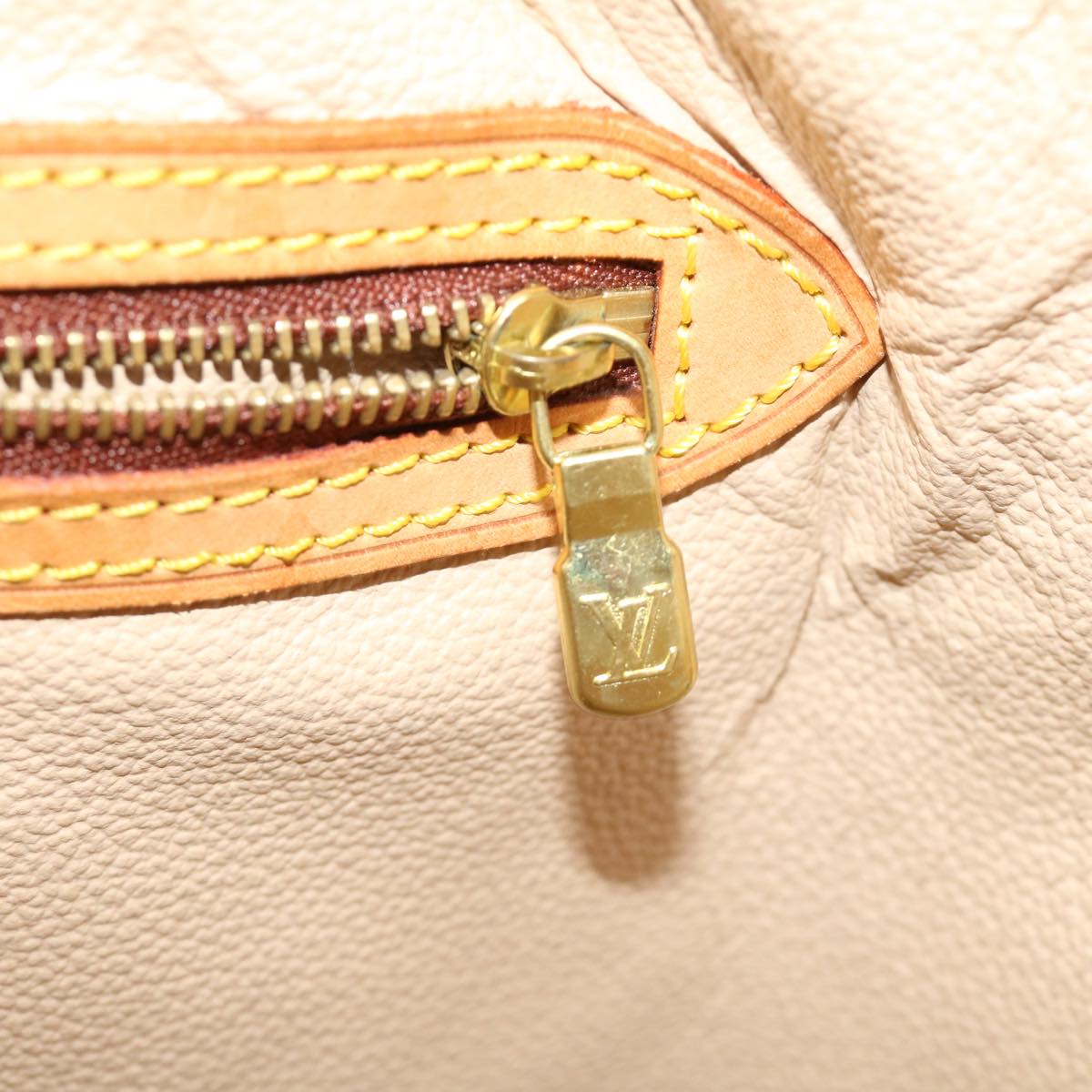 LOUIS VUITTON Monogram Bucket GM Shoulder Bag M42236 LV fm1737