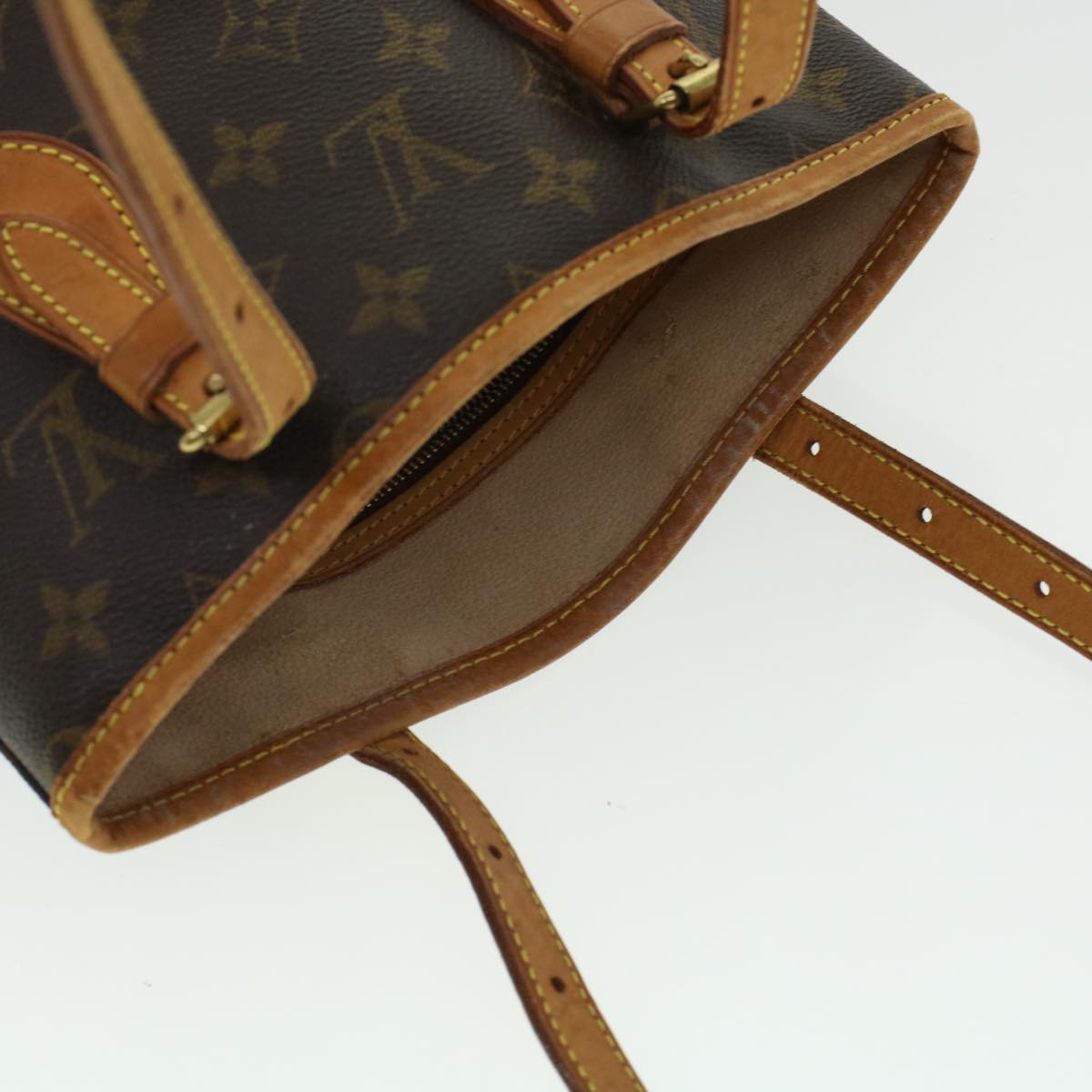 LOUIS VUITTON Monogram Bucket PM Shoulder Bag M42238 LV fm2459