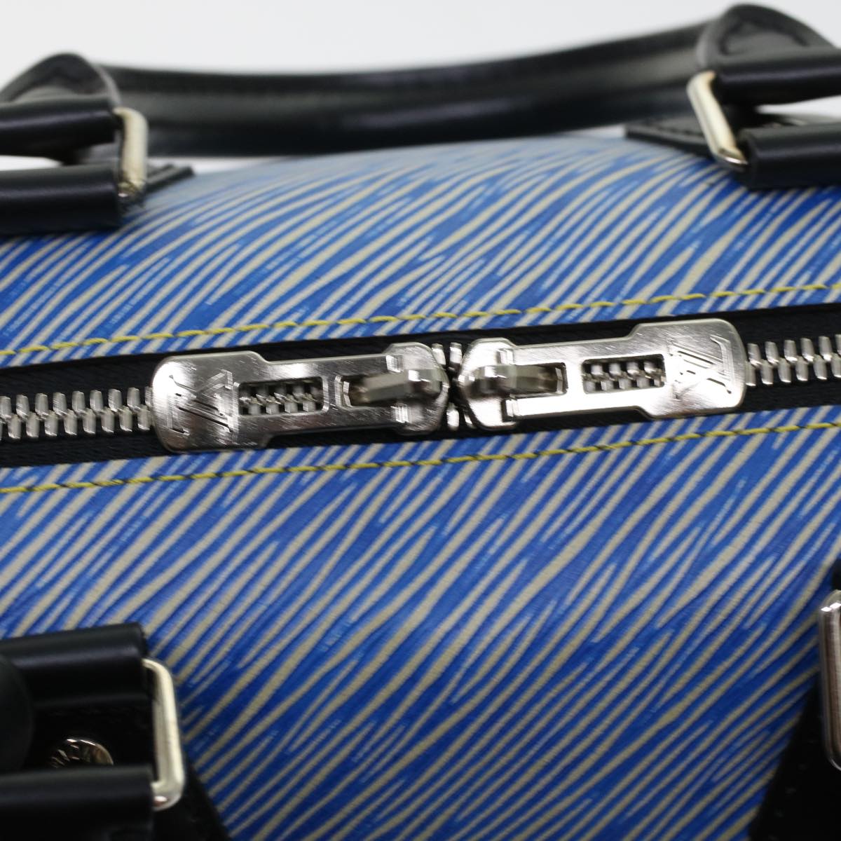 LOUIS VUITTON Epi Speedy Bandouliere 25 Hand Bag Blue M51280 LV fm2466