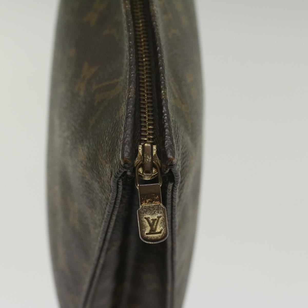 LOUIS VUITTON Monogram Poche Toilette 26 Pouch M47542 LV fm2818