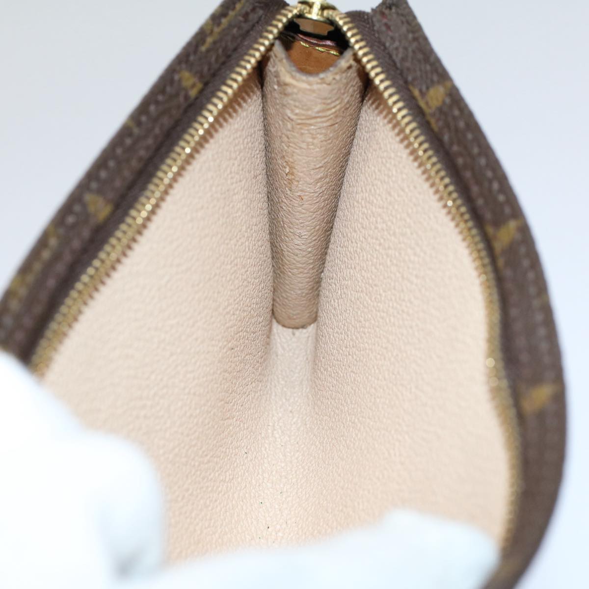 LOUIS VUITTON Monogram Bucket GM Pouch Accessory Pouch LV fm2820