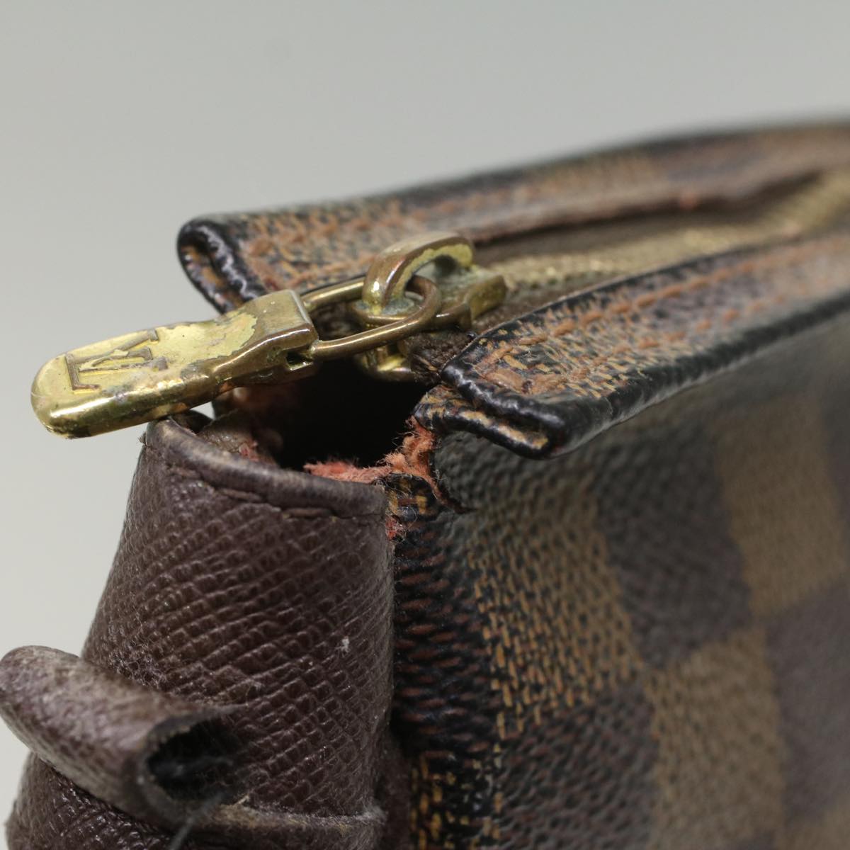 LOUIS VUITTON Damier Ebene Trousse Makeup Pouch N51982 LV fm2822