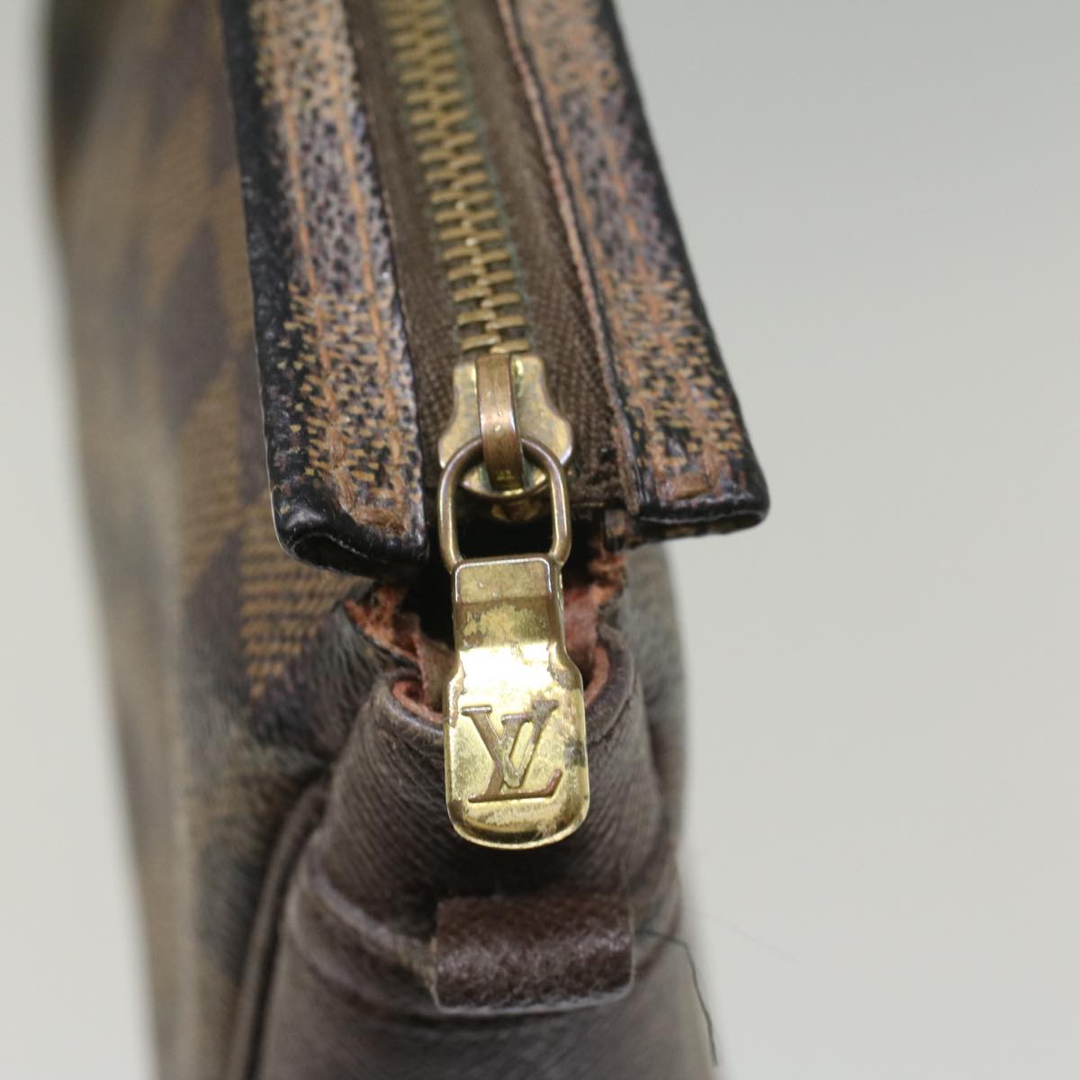 LOUIS VUITTON Damier Ebene Trousse Makeup Pouch N51982 LV fm2822