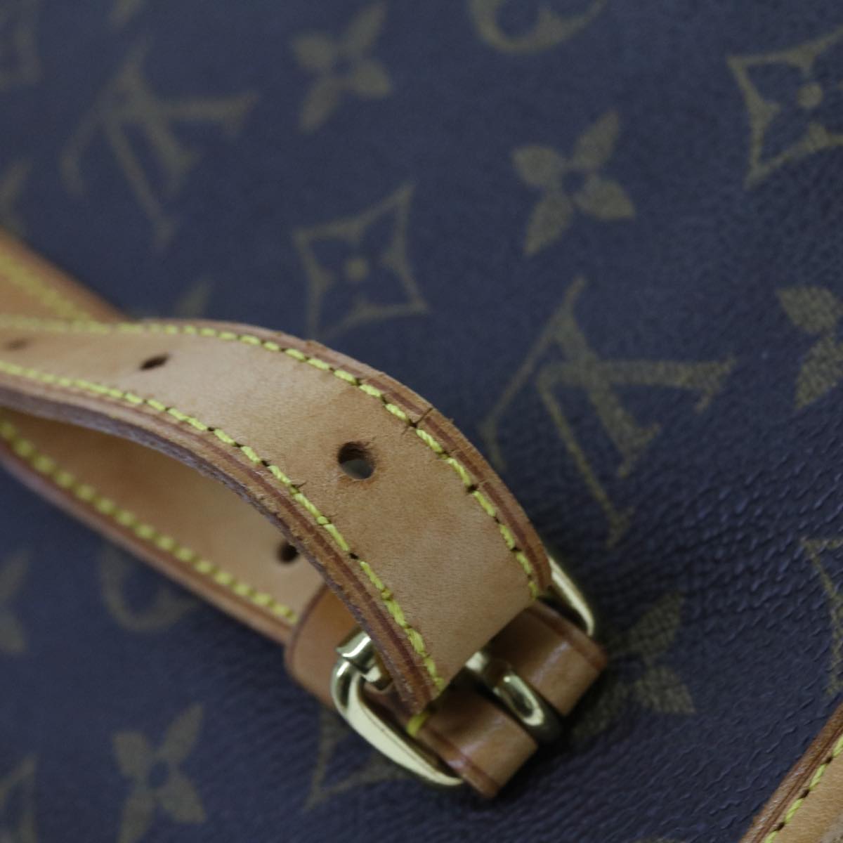 LOUIS VUITTON Monogram Bucket GM Shoulder Bag M42236 LV fm2826