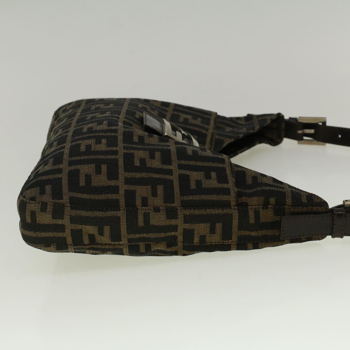 Luxury FendiZucca Canvas Mamma Baguette Hand Bag Brownfm2916