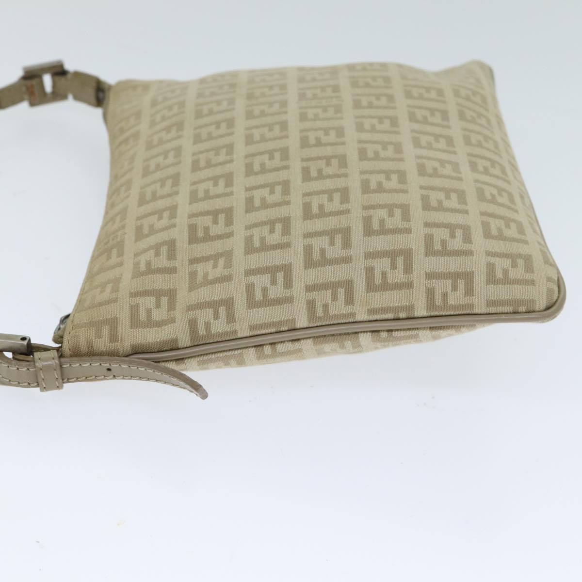 Luxury Fendi Zucchino Canvas Shoulder Bag Beigefm3513