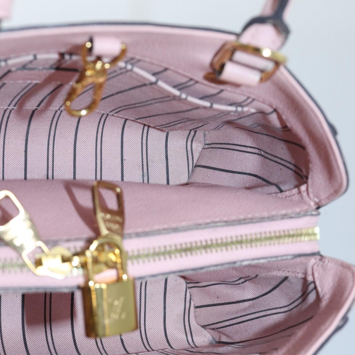 LOUIS VUITTON Monogram Empreinte Montaigne BB Bag Pink Rose M44123 fm3558A