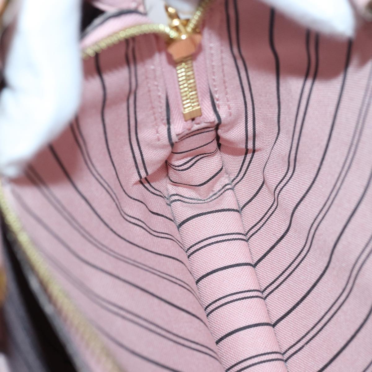 LOUIS VUITTON Monogram Empreinte Montaigne BB Bag Pink Rose M44123 fm3558A