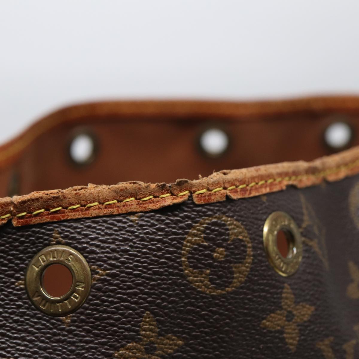 LOUIS VUITTON Monogram Noe Shoulder Bag M42224 LV fm3595