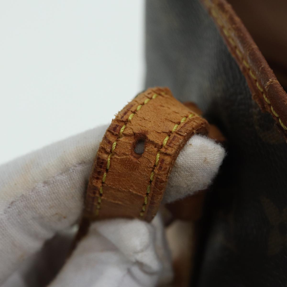 LOUIS VUITTON Monogram Bucket PM Shoulder Bag M42238 LV fm3598