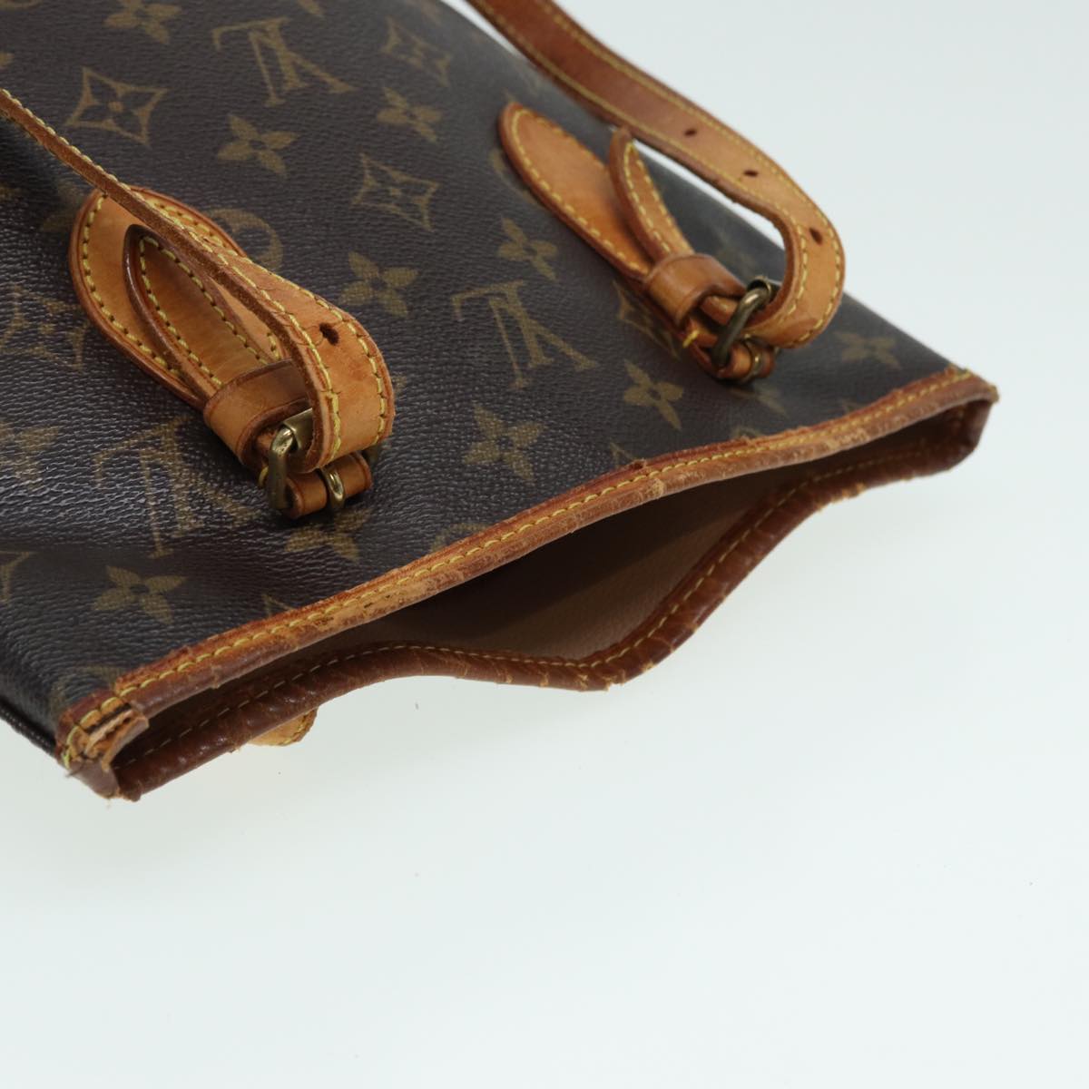 LOUIS VUITTON Monogram Bucket PM Shoulder Bag M42238 LV fm3598