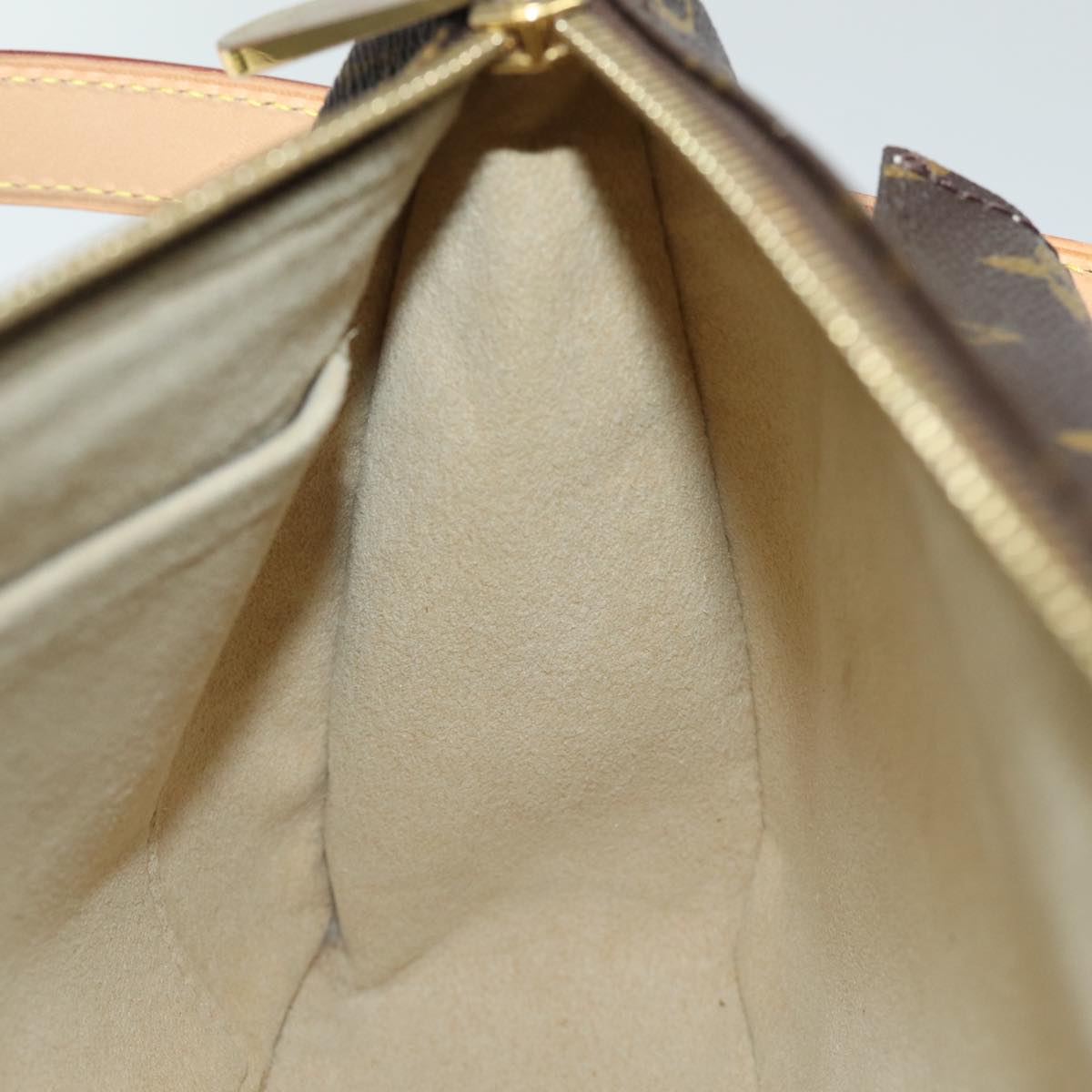 LOUIS VUITTON Monogram Ravello GM Shoulder Bag SPO LV fm3622