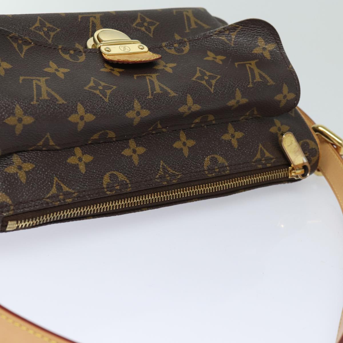 LOUIS VUITTON Monogram Ravello GM Shoulder Bag SPO LV fm3622