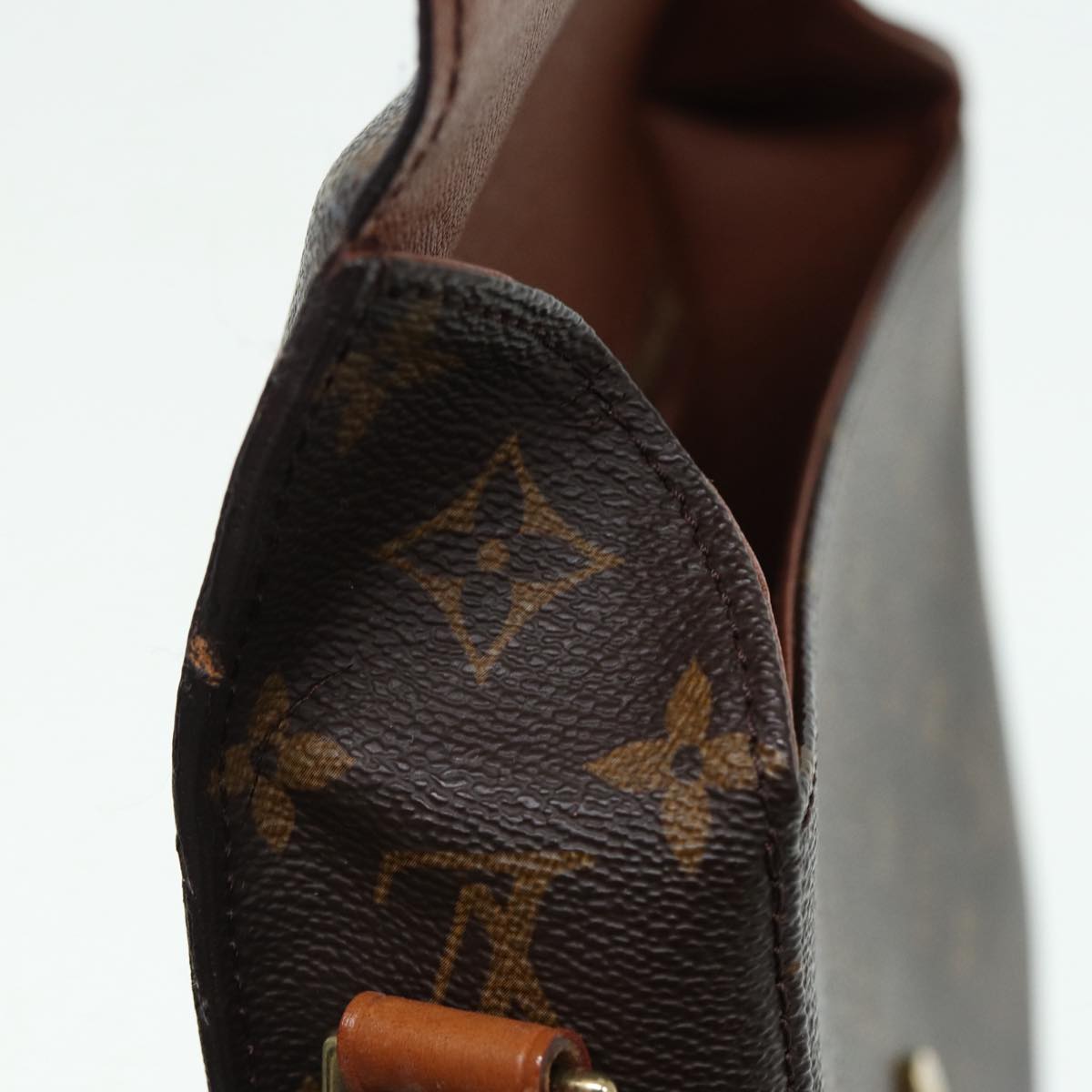 LOUIS VUITTON Monogram Saint Cloud GM Shoulder Bag M51242 LV fm3696