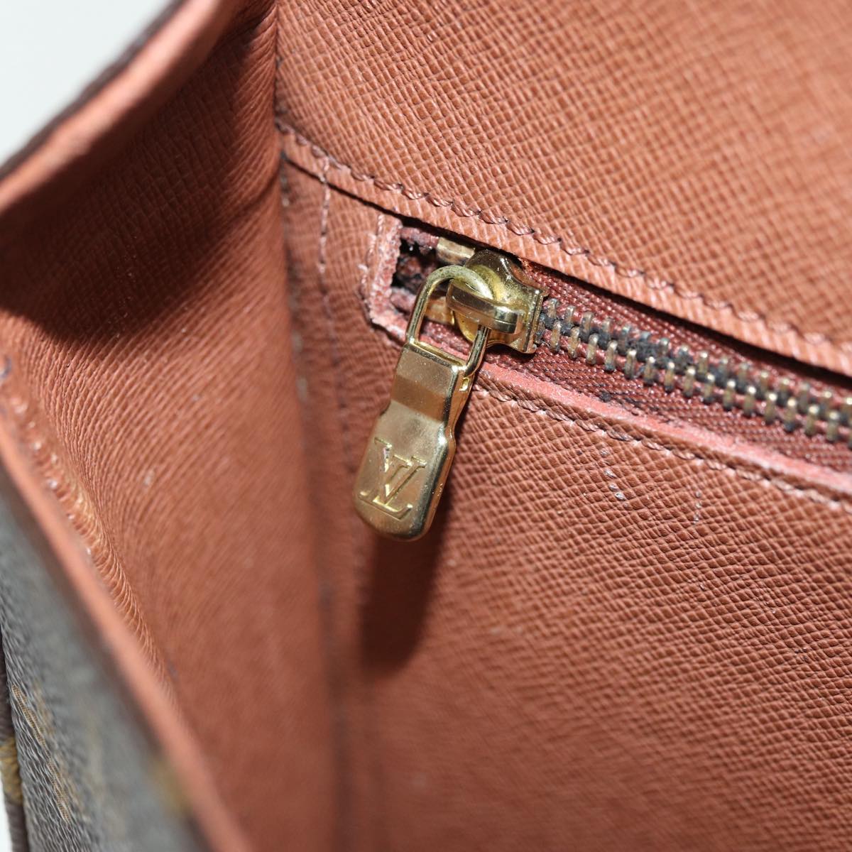 LOUIS VUITTON Monogram Saint Cloud GM Shoulder Bag M51242 LV fm3696