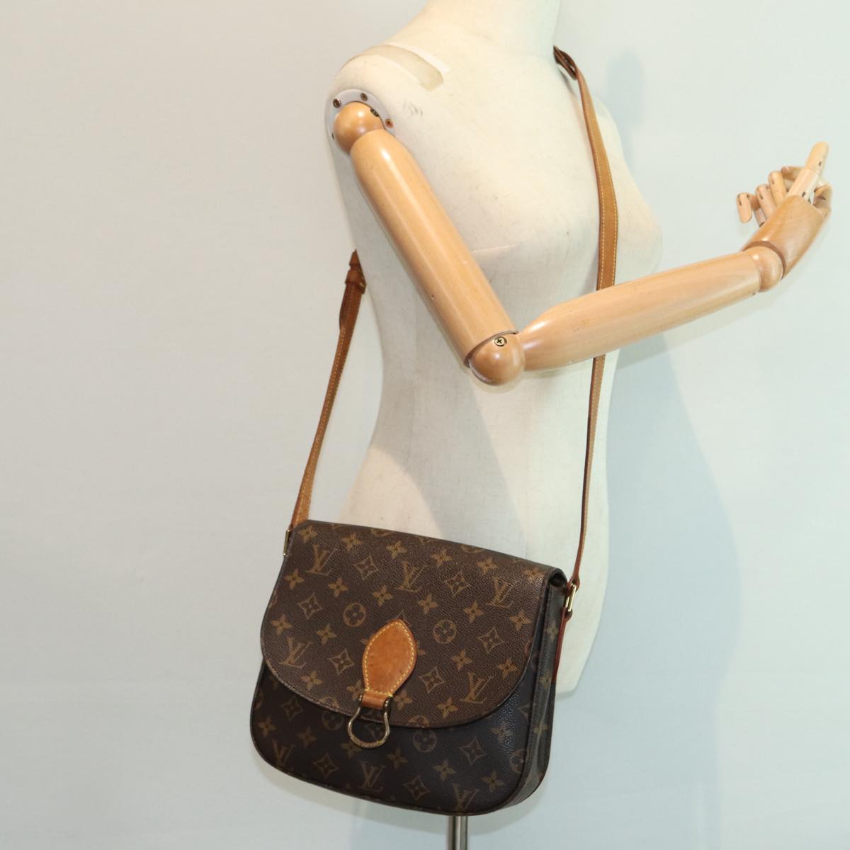 LOUIS VUITTON Monogram Saint Cloud GM Shoulder Bag M51242 LV fm3696