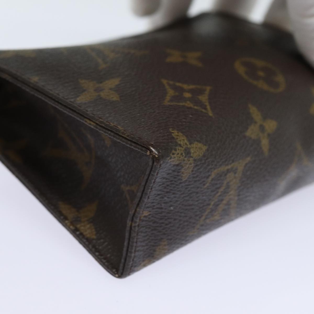 LOUIS VUITTON Monogram Poche Toilette 15 Pouch M47546 LV fm3698