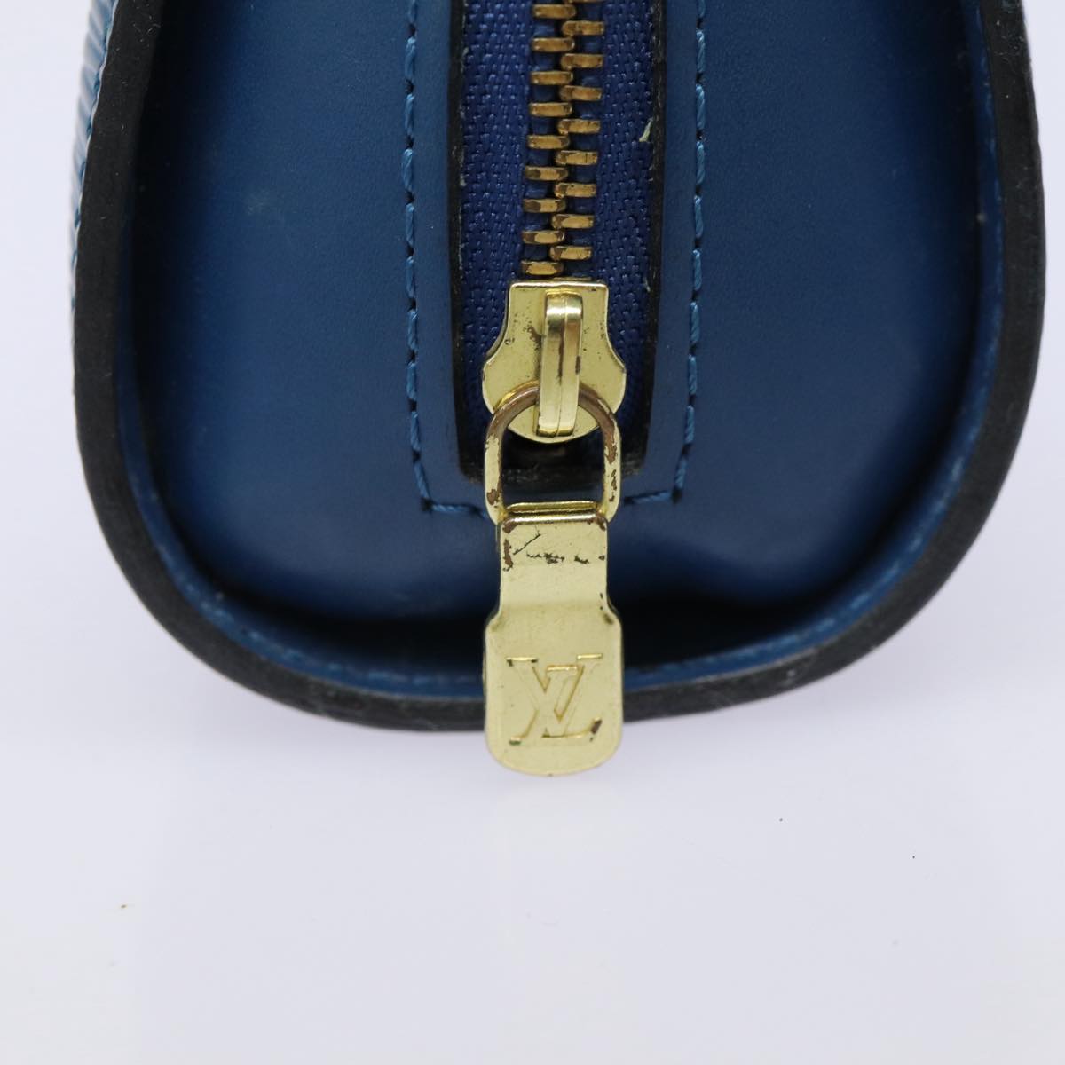 LOUIS VUITTON Epi Dauphine PM Pouch Blue M48445 LV fm3723