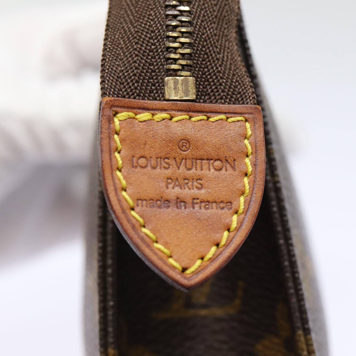 LOUIS VUITTON Monogram Poche Toilette 15 Pouch M47546 LV fm3777
