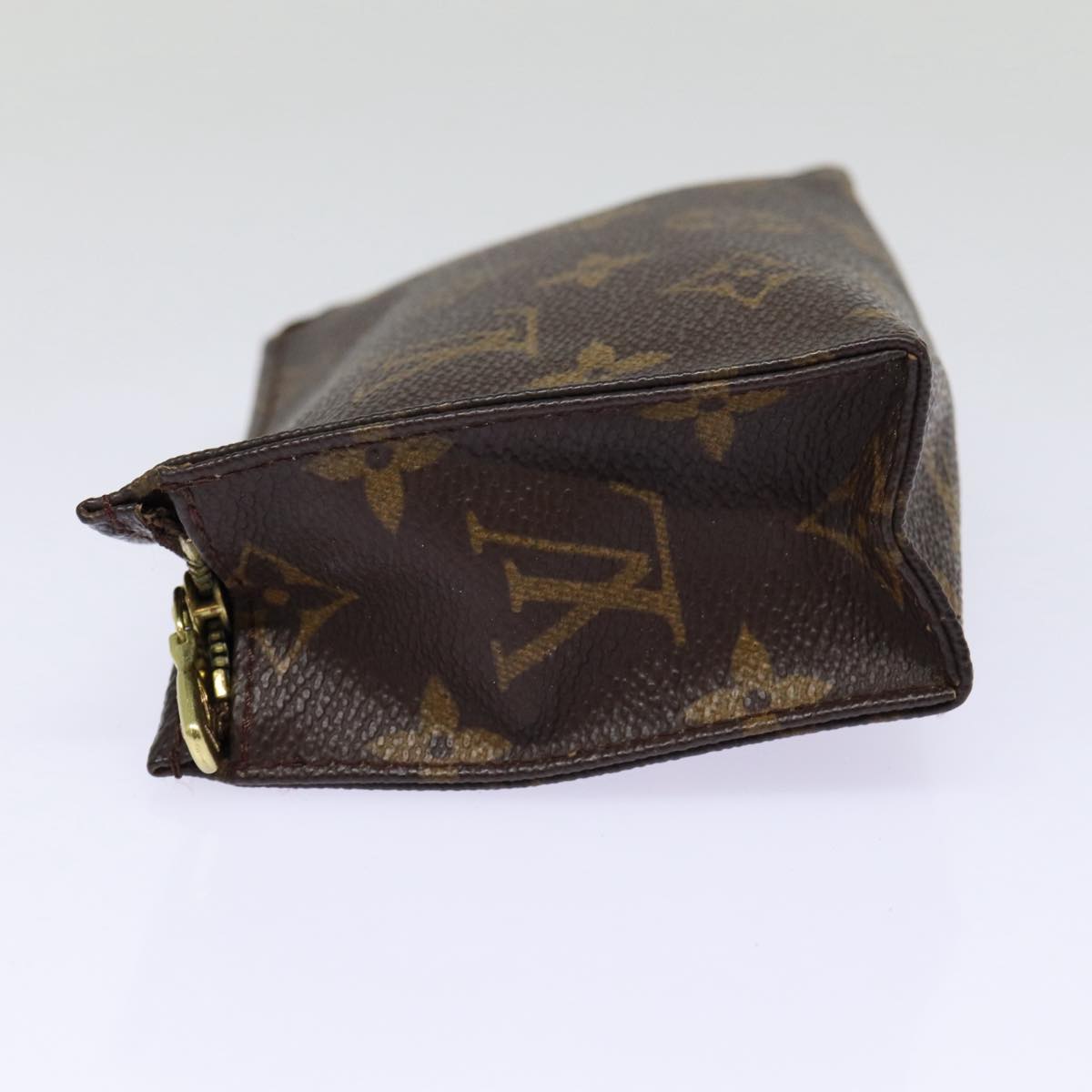 LOUIS VUITTON Monogram Poche Toilette 15 Pouch M47546 LV fm3777