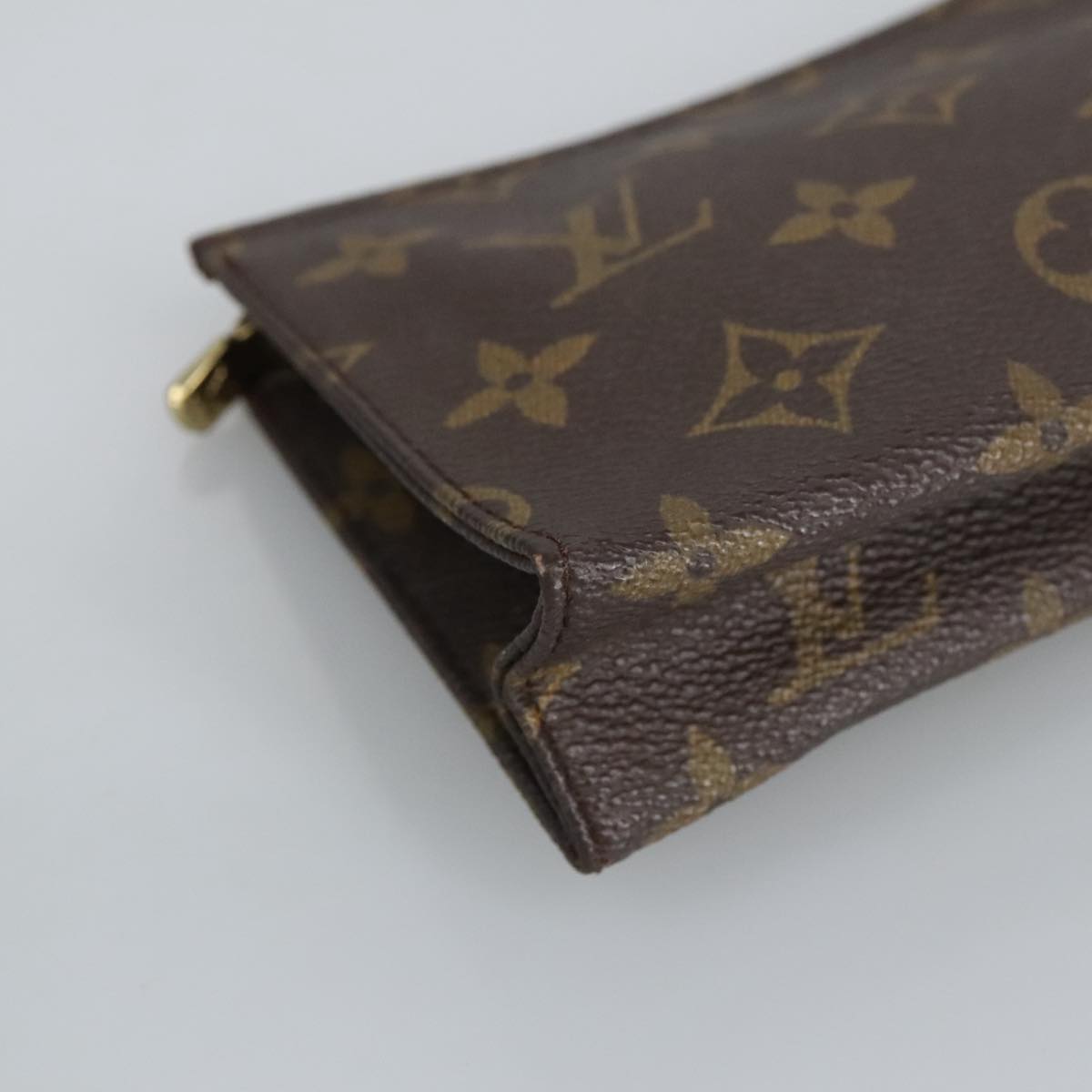 LOUIS VUITTON Monogram Poche Toilette 15 Pouch M47546 LV fm4032