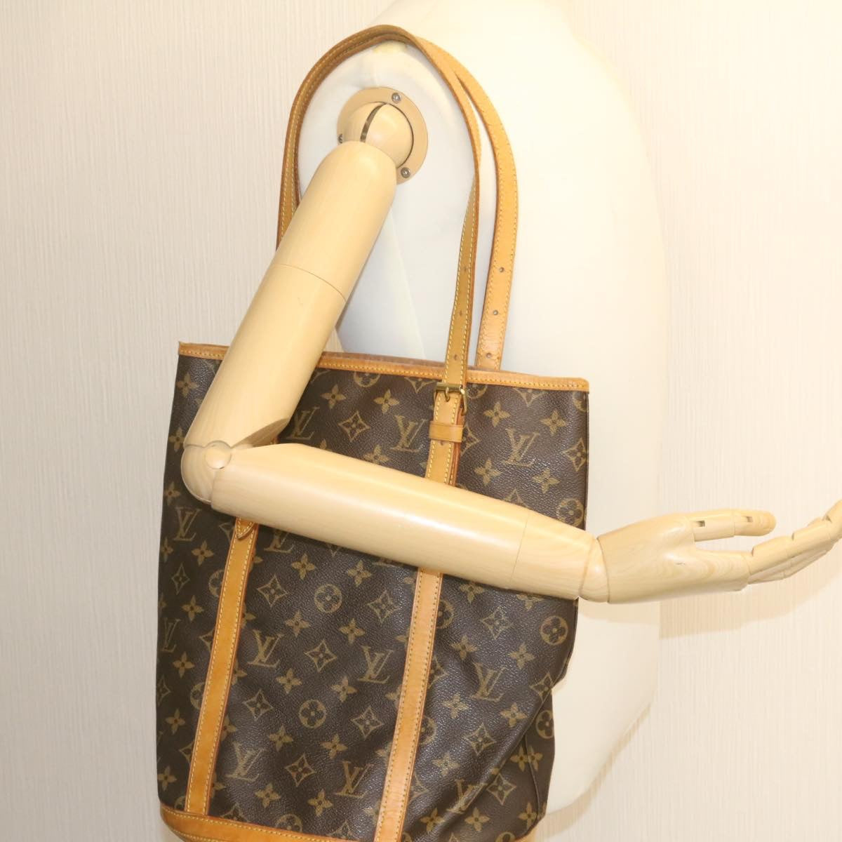 LOUIS VUITTON Monogram Bucket GM Shoulder Bag M42236 LV am1207g