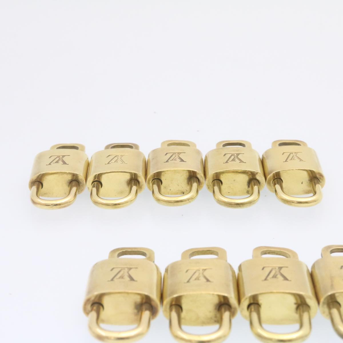 LOUIS VUITTON Padlock 10set Padlock Gold Tone LV am1291g