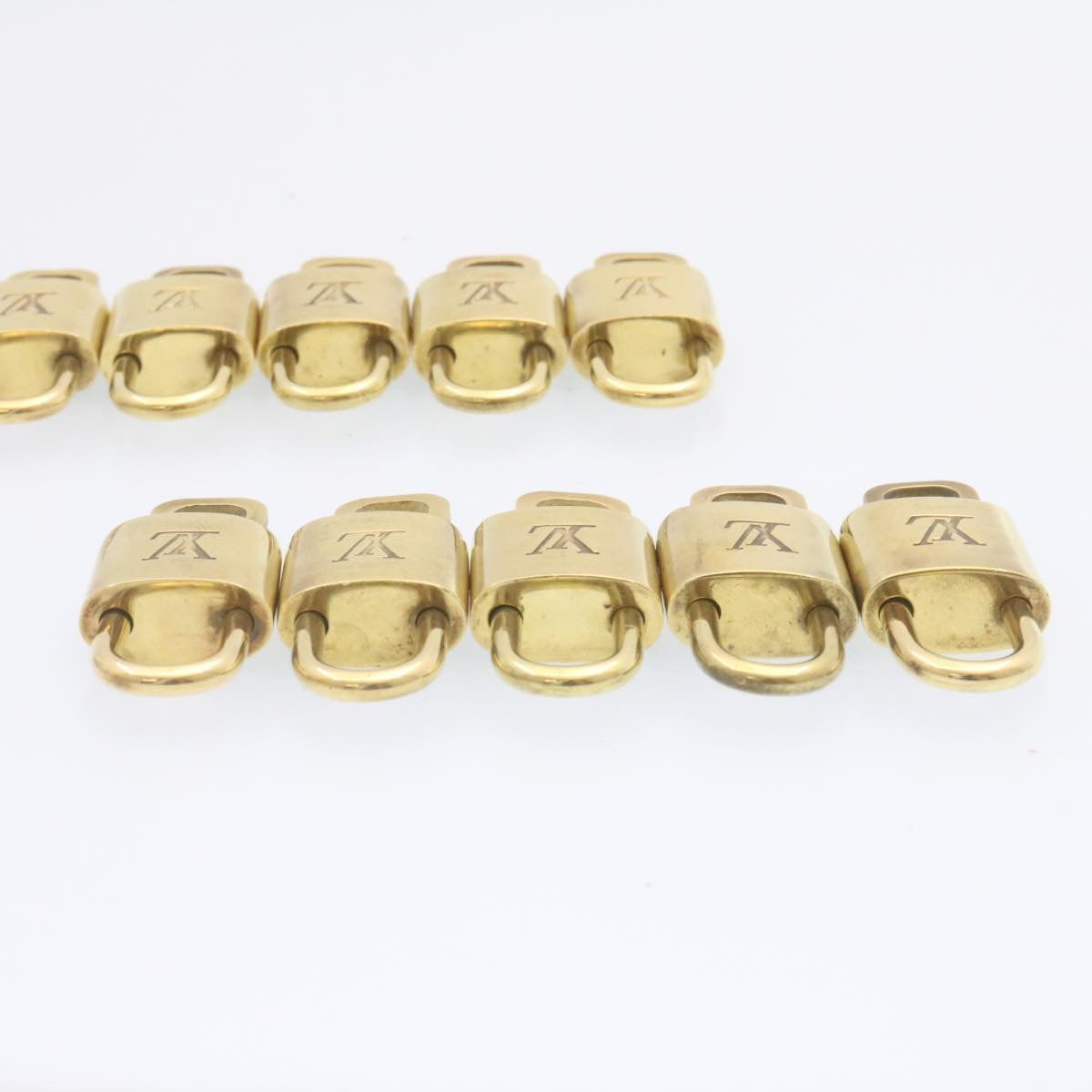 LOUIS VUITTON Padlock 10set Padlock Gold Tone LV am1291g