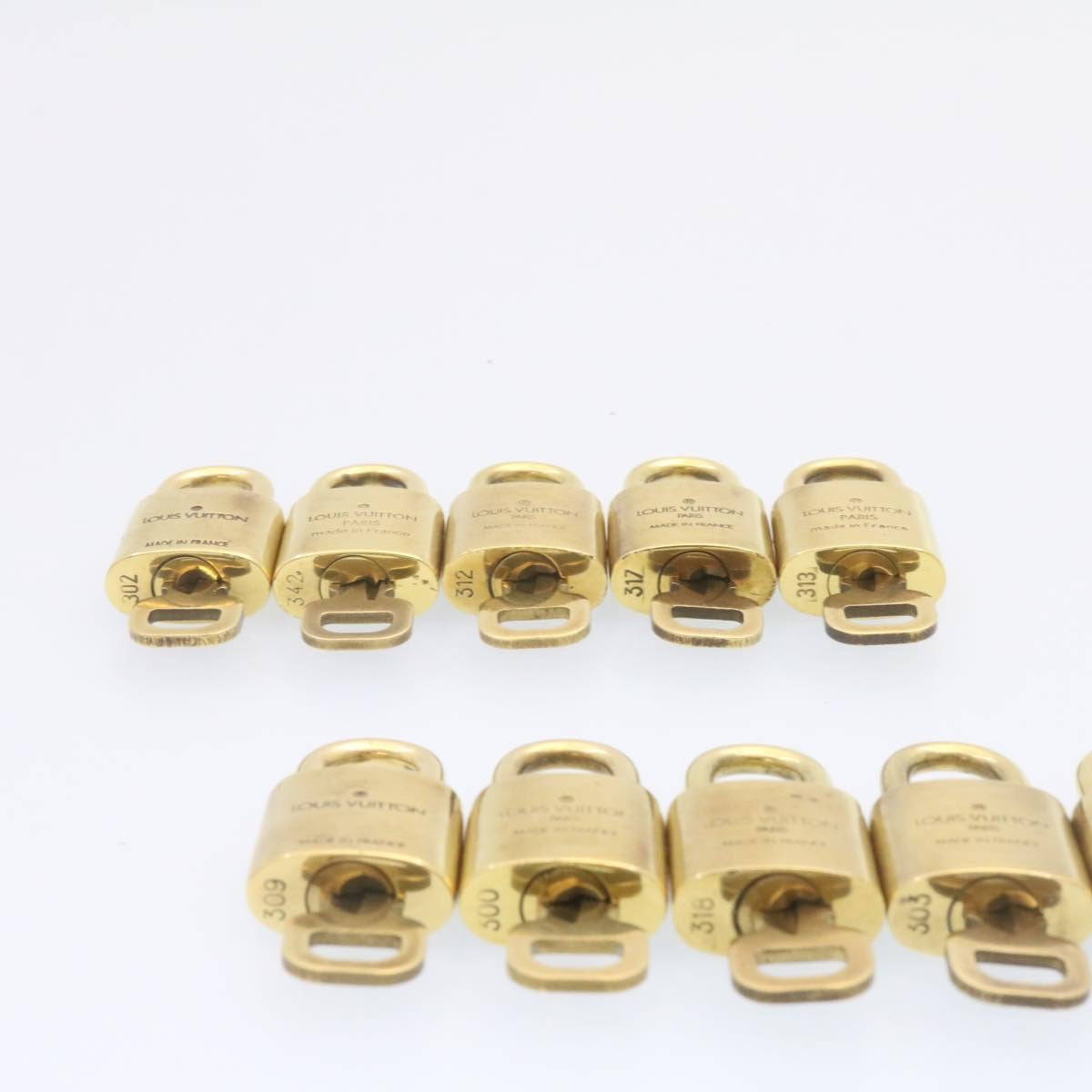 LOUIS VUITTON Padlock 10set Padlock Gold Tone LV am1291g