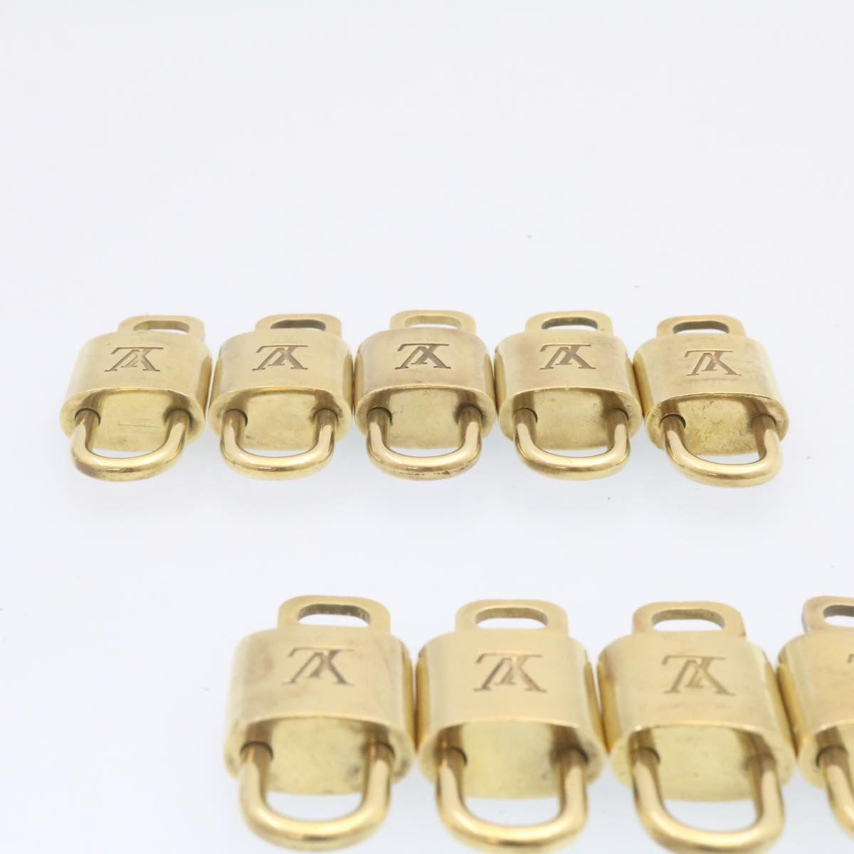 LOUIS VUITTON Padlock 10set Padlock Gold Tone LV am1295g