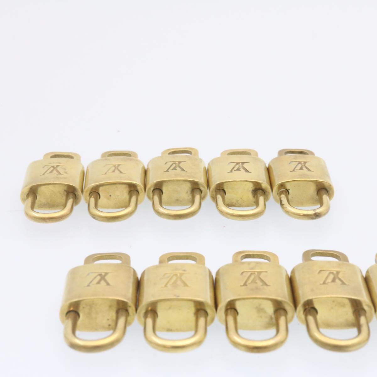 LOUIS VUITTON Padlock 10set Padlock Gold Tone LV am1296g