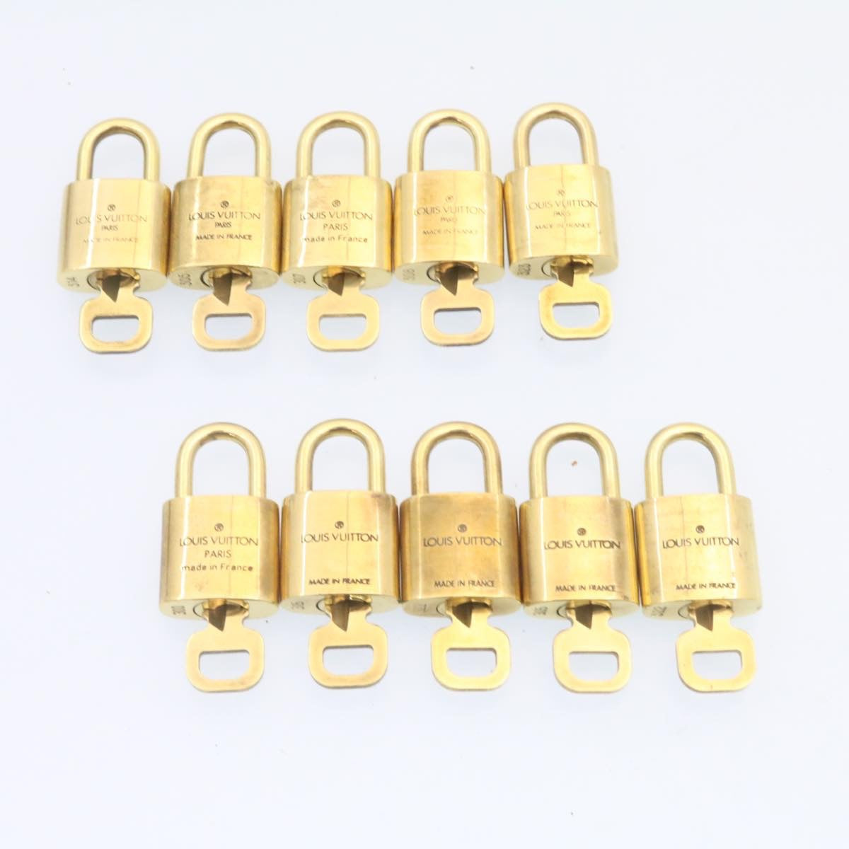 LOUIS VUITTON Padlock 10set Padlock Gold Tone LV am1301g